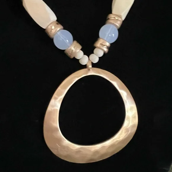 Gold and Cream Beaded Necklace with Distinctive Pendant - Picture 2 of 13